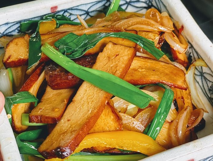 【深夜食堂】炒中華豆干_Stir-fried Dried Tofu